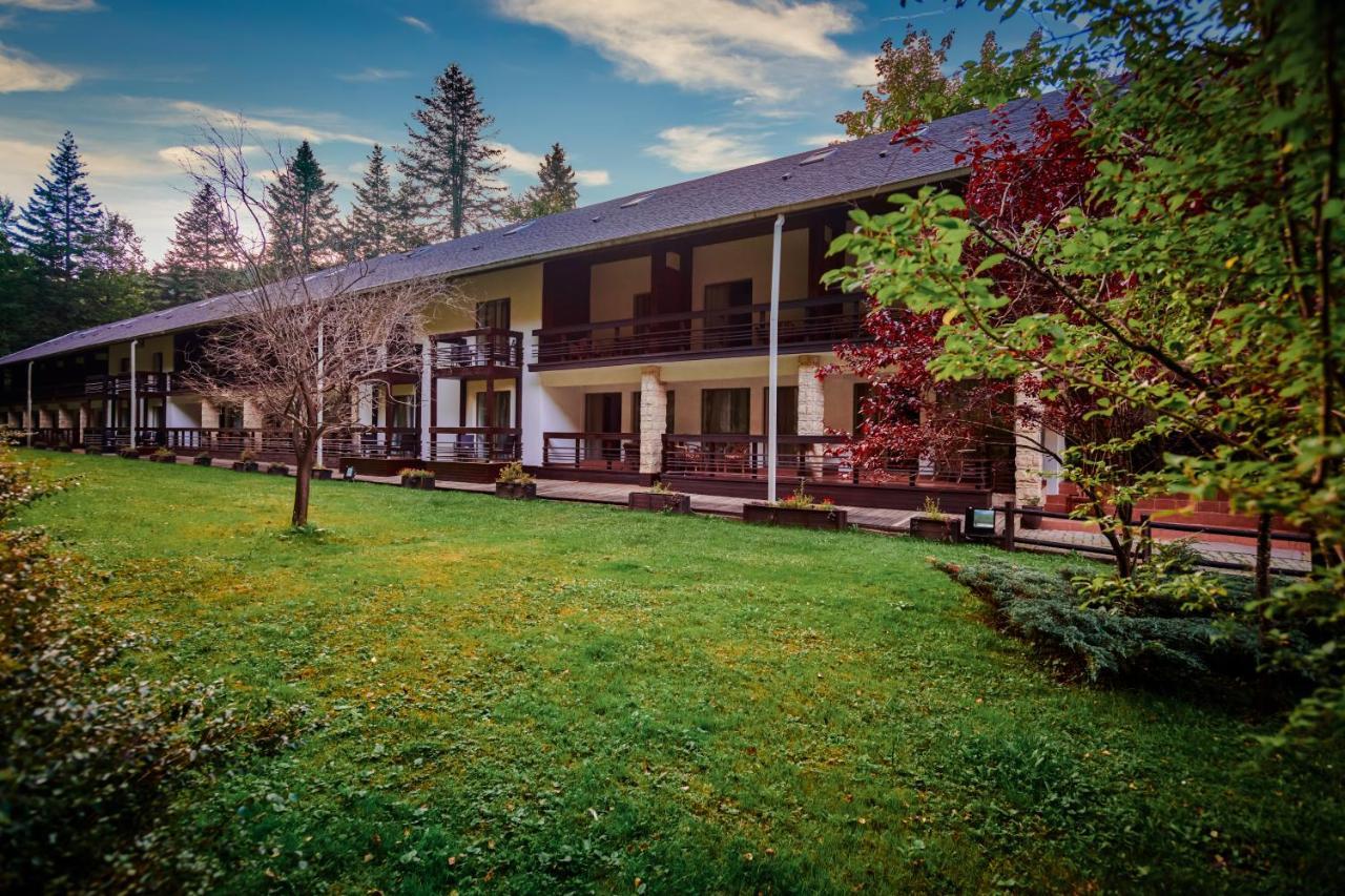 Hotel & Restaurant Sofia سوسفيتا المظهر الخارجي الصورة