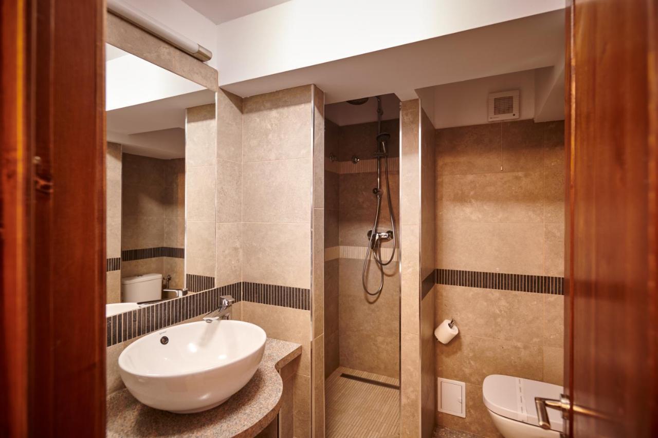 Hotel & Restaurant Sofia سوسفيتا المظهر الخارجي الصورة