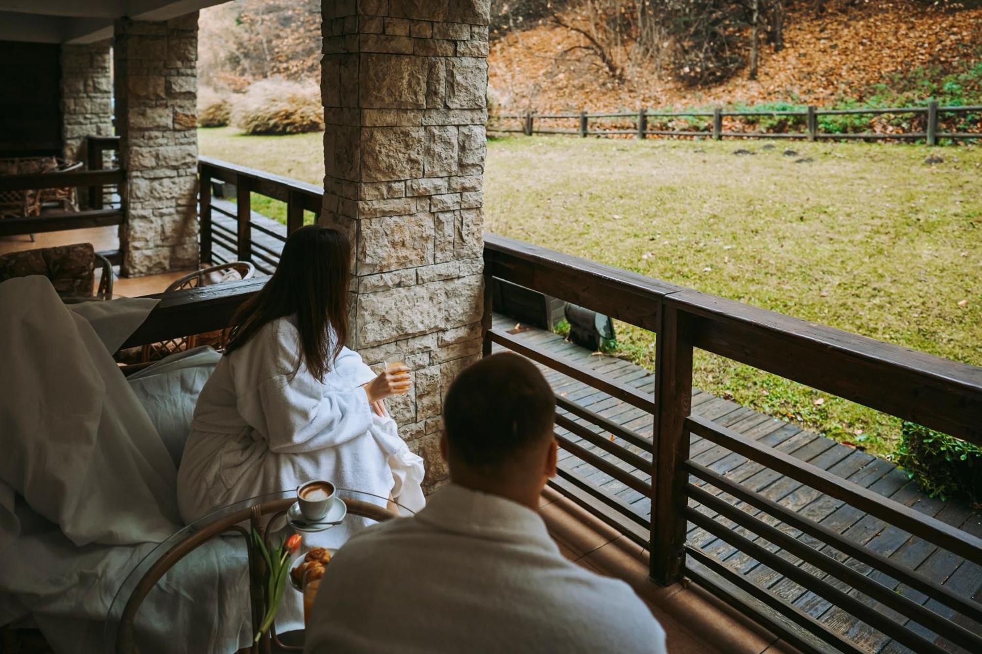 Hotel & Restaurant Sofia سوسفيتا المظهر الخارجي الصورة